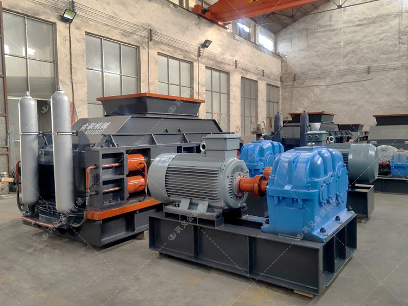 1810液壓對輥制砂機(jī)一小時(shí)產(chǎn)量多少？