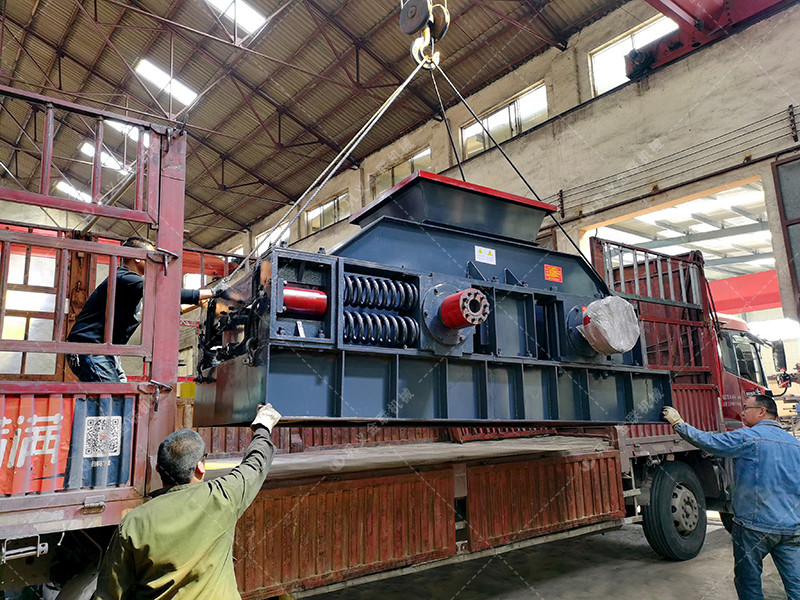 大型對輥制砂機 1208型制砂機發(fā)往內蒙古